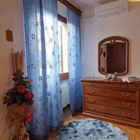Casa Vetrialla I * Vinci