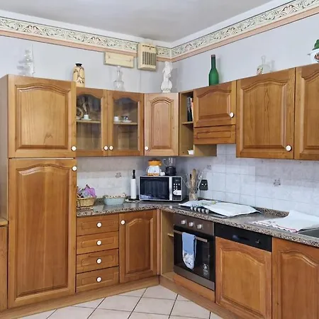 Apartment Casa Vetrialla I